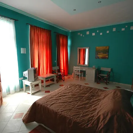 Brigantina Золотые Пески