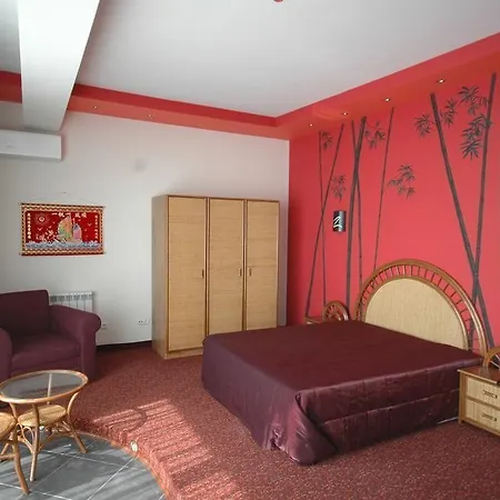 Brigantina Golden Sands