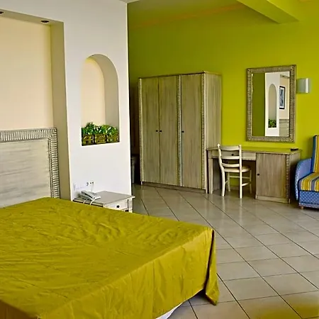 Brigantina 3* Aranyhomok