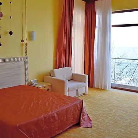 Szálloda Brigantina 3*